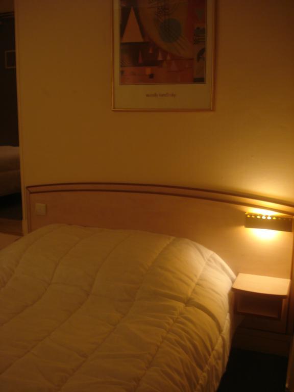 Le Terminus Hotel Tarascon Room photo